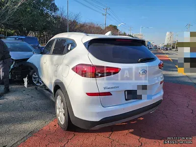 Photo 1 of 4: 2019 Hyundai Tucson TL 1.6, VIN KMHJ3817GKU927665 — Korean insurance auction