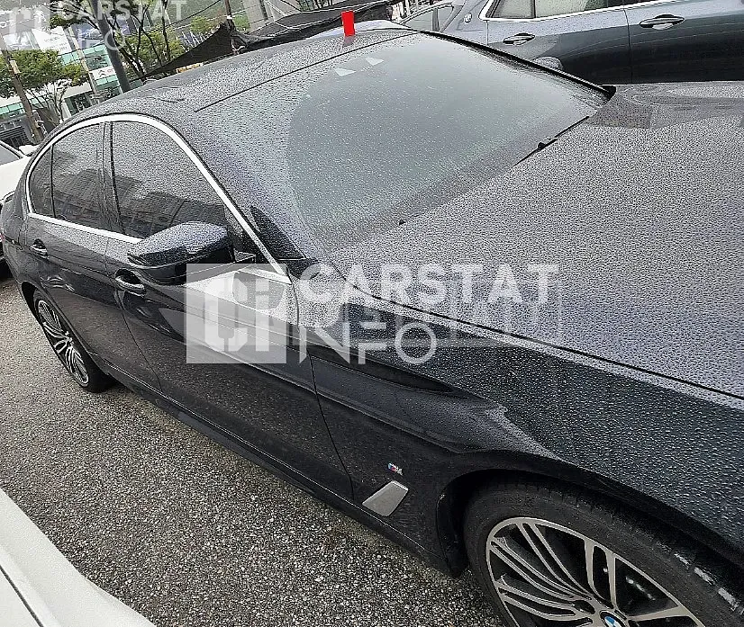 Photo 2 of 22: 2020 BMW 530e iPerformance M Sport PACKAGE(19), VIN WBAJS9109LCE53697 — Korean insurance auction