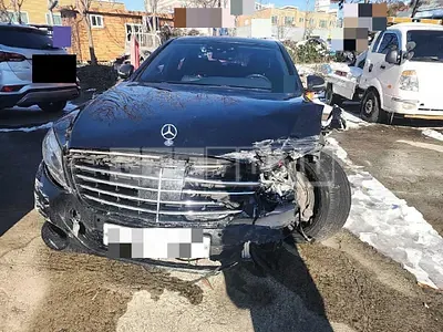 Photo 1 of 40: 2015 Mercedes-Benz S350 BlueTec 4Matic L, VIN WDDUG3DB5FA165822 — Korean insurance auction