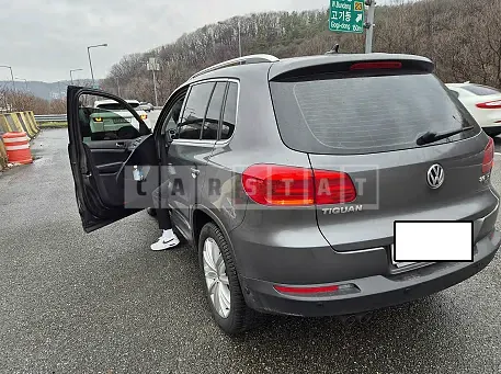 Photo 2 of 5: 2015 Volkswagen Tiguan 2.0 TDI Blue Motion — Korean insurance auction