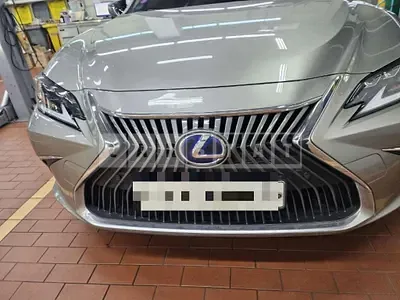 Photo 1 of 38: 2019 Lexus ES300h — Korean insurance auction