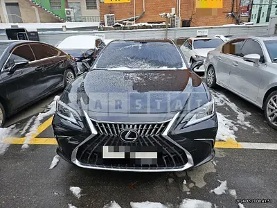 Photo 1 of 87: 2023 Lexus ES300h, VIN JTHBA1C1XP2015134 — Korean insurance auction