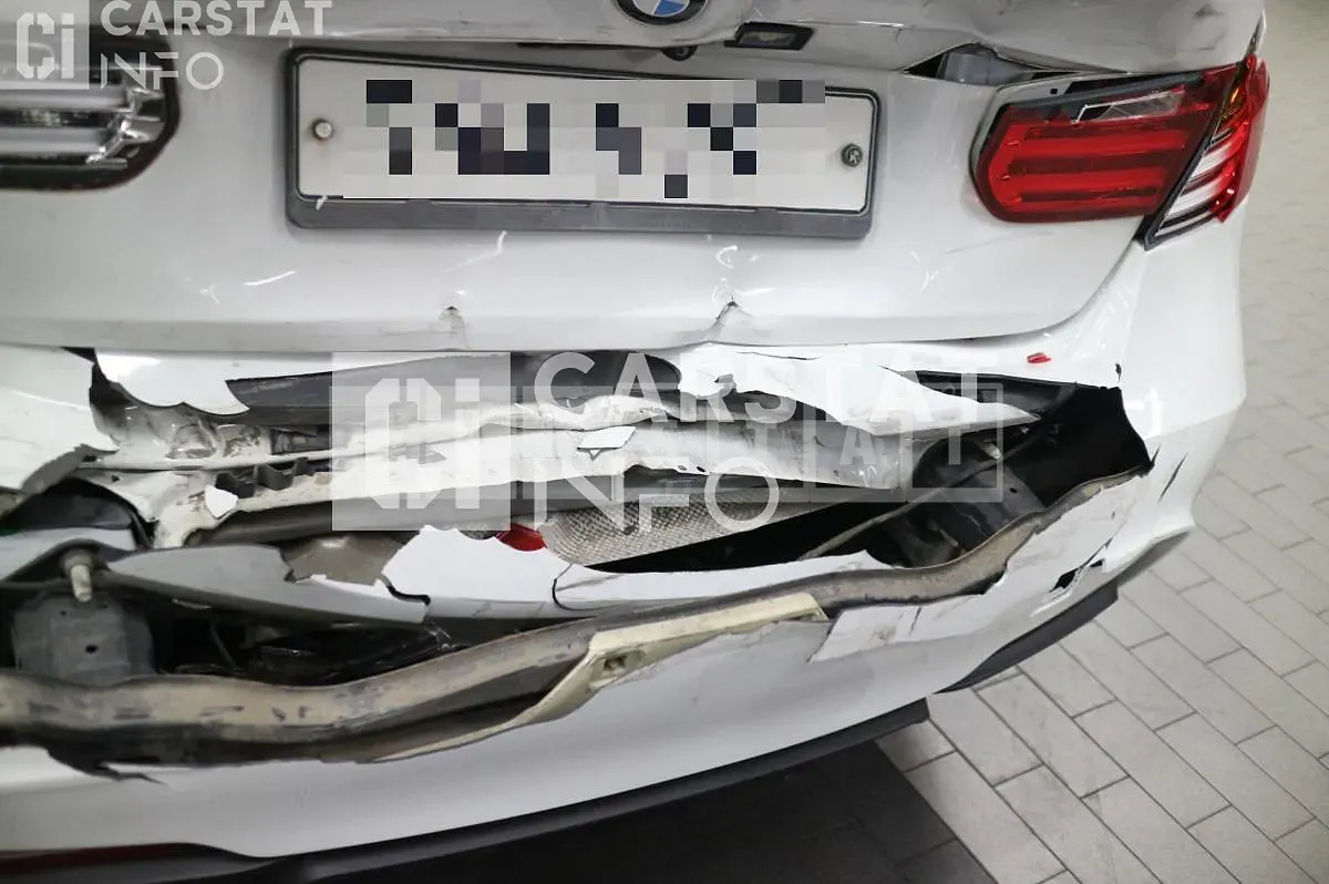 Photo 2 of 10: 2014 BMW 320d — Korean insurance auction