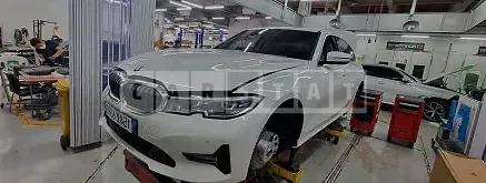 Photo 2 of 9: 2022 BMW 320i, VIN WBA5X5109NFM59655 — Korean insurance auction