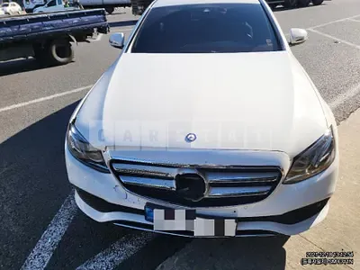 Photo 1 of 3: 2016 Mercedes-Benz E220 d, VIN WDDZF0EB1HA054757 — Korean insurance auction