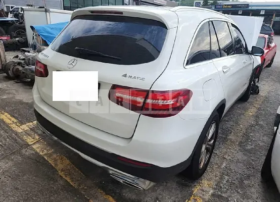 Photo 2 of 10: 2016 Mercedes-Benz GLC220d 4Matic, VIN WDC0G0FB4GF038899 — Korean insurance auction