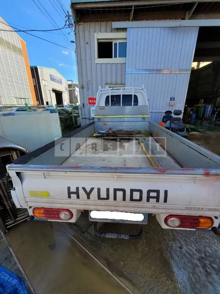Photo 3 of 3: 2021 Hyundai Potter 2 Institutes, VIN KMFZCZ7NFMU007298 — Korean insurance auction