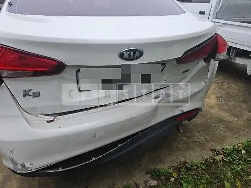 Photo 2 of 7: 2017 Kia Kz — Korean insurance auction