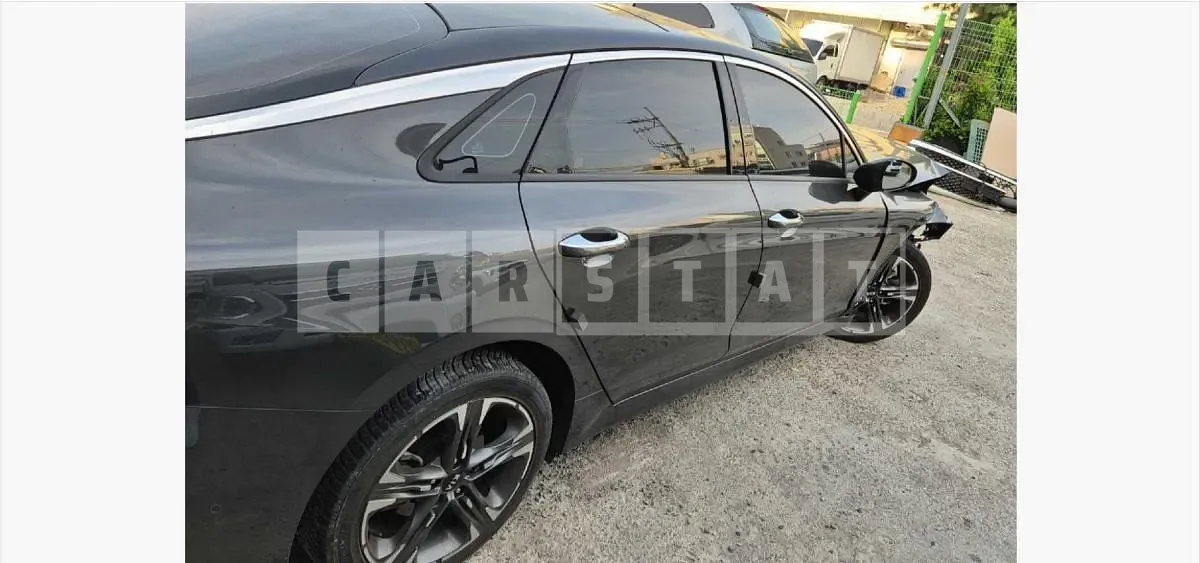 Photo 2 of 17: 2020 Kia K5 2.0 — Korean insurance auction