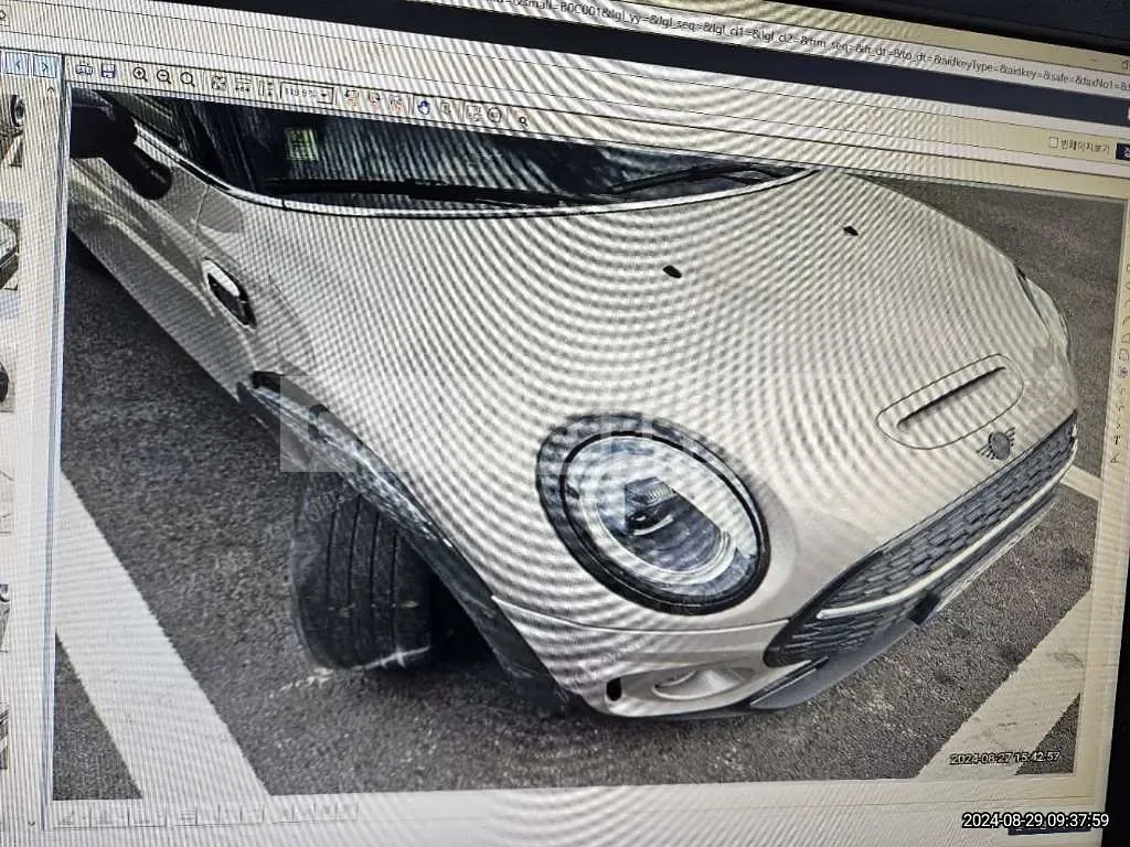 Photo 2 of 4: 2022 MINI Cooper S Clubman — Korean insurance auction