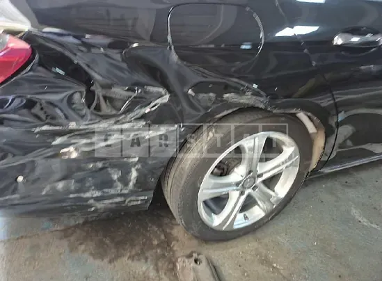 Photo 2 of 12: 2017 Mercedes-Benz E220d — Korean insurance auction