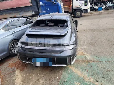 Photo 1 of 38: 2022 Hyundai IONIQ 6 Long Range, VIN KMHM541AFPA002049 — Korean insurance auction