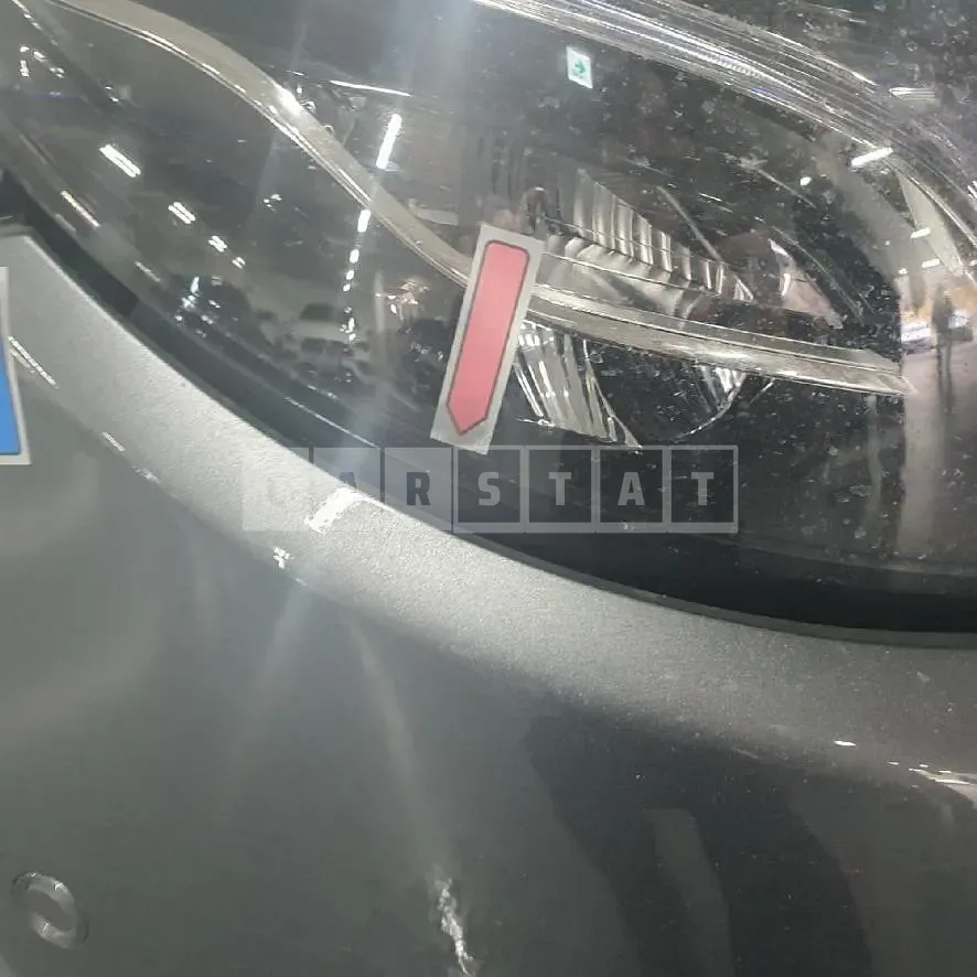 Photo 2 of 2: 2020 Mercedes-Benz (parts) E450 4Matic Headlamp — Korean insurance auction