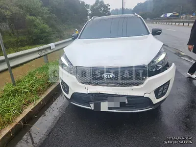 Photo 1 of 8: 2015 Kia Sorento 2.0, VIN KNAPH81ABGA166263 — Korean insurance auction