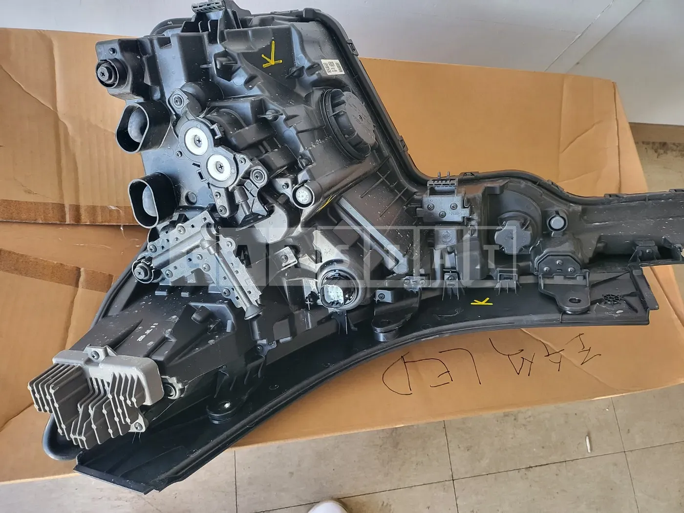 Photo 2 of 5: 2024 Kia (parts) Carnival Lights — Korean insurance auction