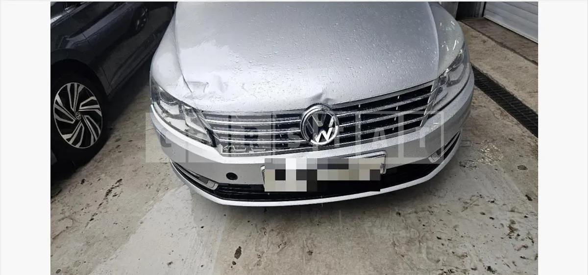 Photo 2 of 6: 2015 Volkswagen CC 2.0 TDI Blue Motion — Korean insurance auction