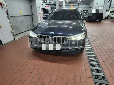 Photo 1 of 10: 2019 BMW 520i Luxury, VIN WBAJK9104LCD41034 — Korean insurance auction