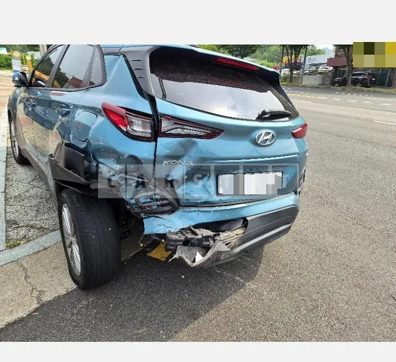 Photo 2 of 8: 2017 Hyundai Kona — Korean insurance auction