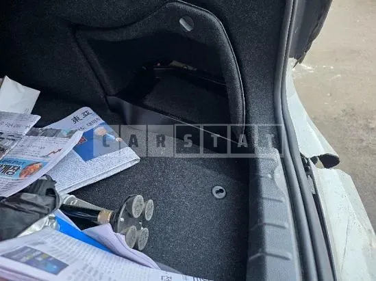 Photo 2 of 21: 2017 BMW 320i, VIN WBA8A910XHK883119 — Korean insurance auction