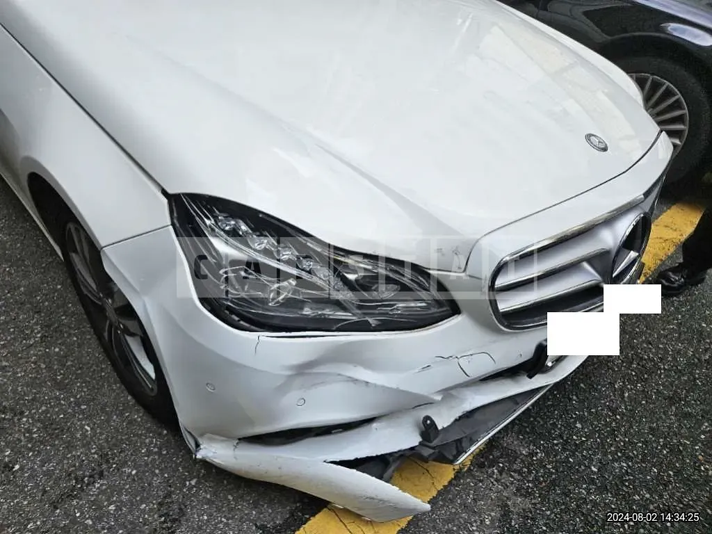 Photo 2 of 49: 2016 Mercedes-Benz E220 BlueTec — Korean insurance auction