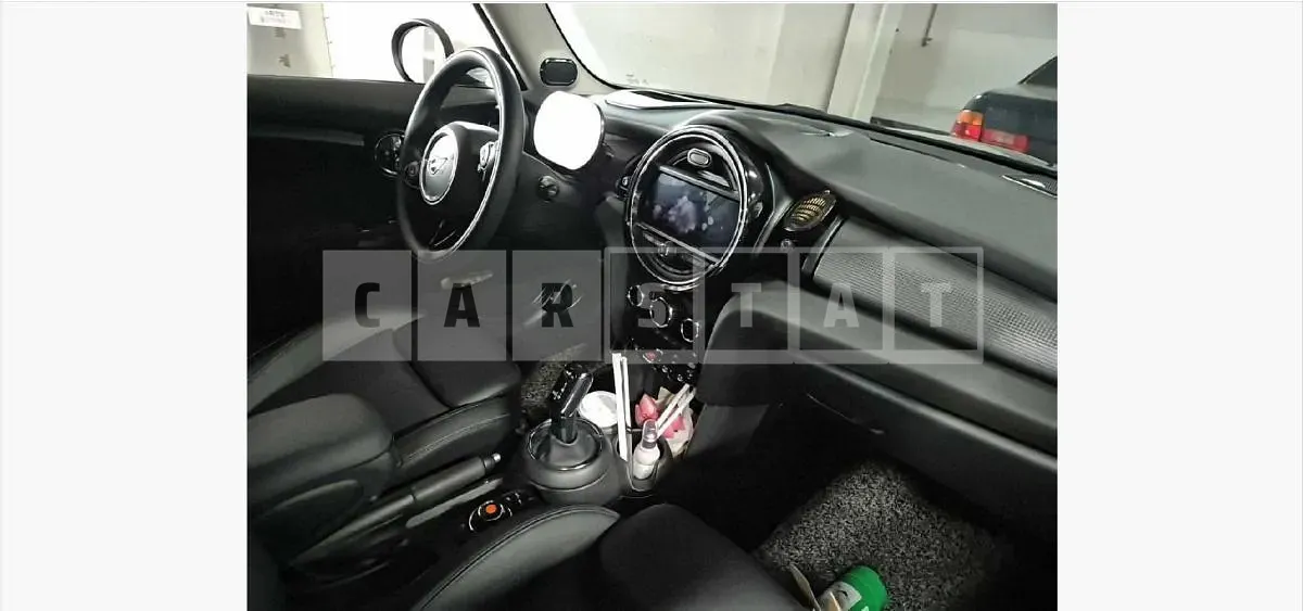 Photo 2 of 13: 2021 MINI Cooper — Korean insurance auction