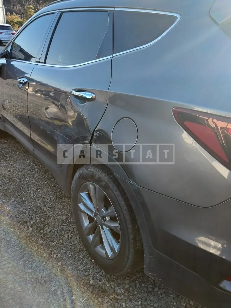 Photo 2 of 6: 2016 Hyundai Santa Fe DM 2.0 — Korean insurance auction
