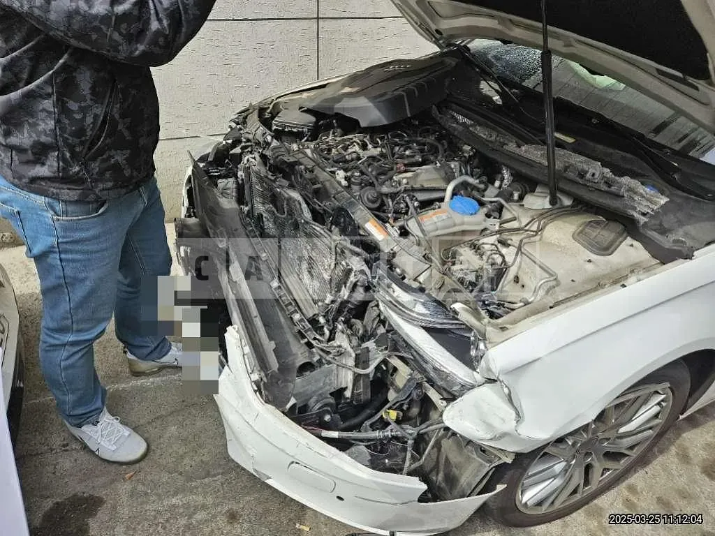 Photo 2 of 56: 2016 Audi A4 30 TDI — Korean insurance auction