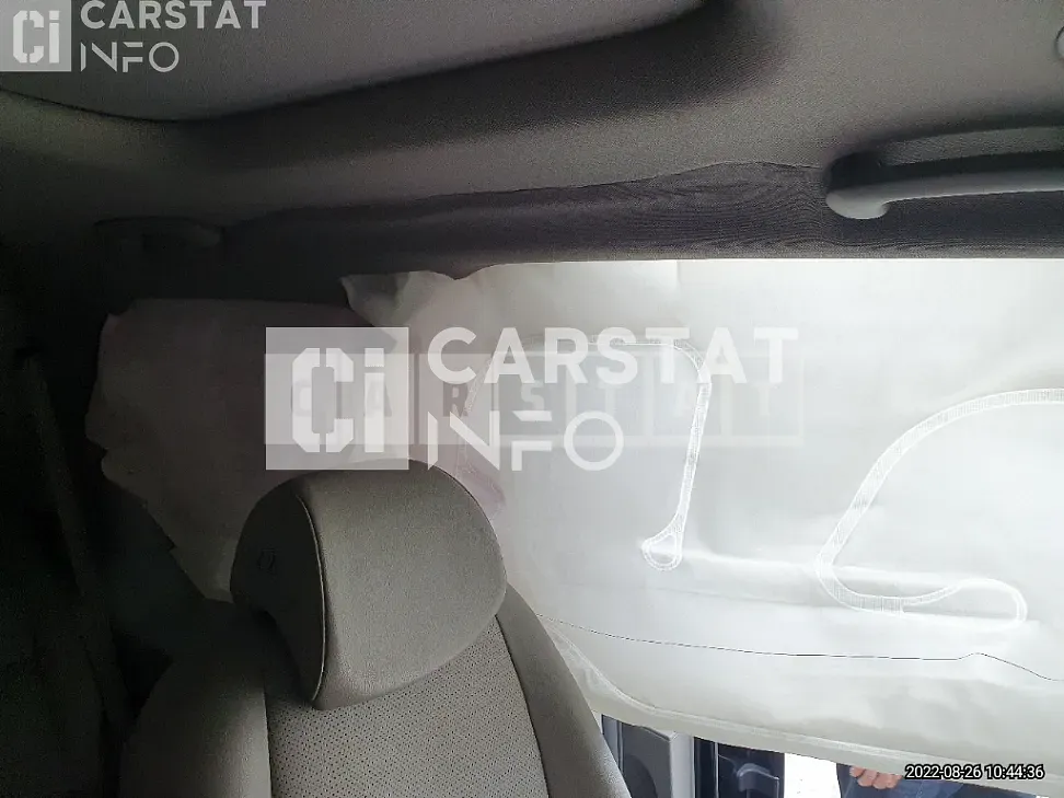Photo 2 of 22: 2018 Kia Carnival 11 -Seater — Korean insurance auction