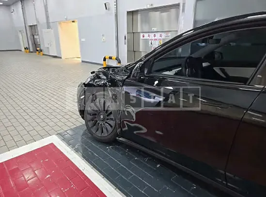 Photo 2 of 9: 2021 Tesla Model Y Standard Range — Korean insurance auction