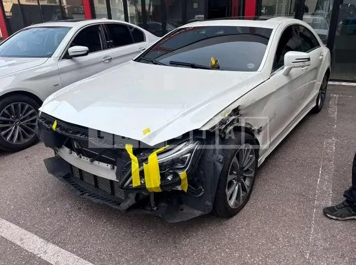Photo 2 of 33: 2017 Mercedes-Benz CLS250 d 4Matic — Korean insurance auction