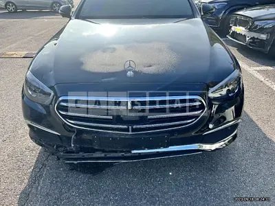 Photo 1 of 69: 2020 Mercedes-Benz E300 e 4Matic, VIN W1KZF5EB9MA883387 — Korean insurance auction