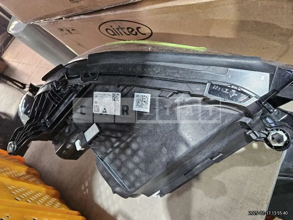 Photo 3 of 3: 2021 Mercedes-Benz (parts) E350 4Matic Headlamp — Korean insurance auction