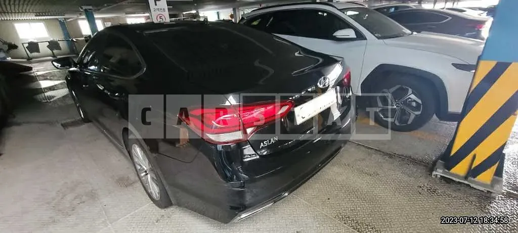 Photo 2 of 28: 2015 Hyundai Modern Aslan, VIN KMHFN412BFA000704 — Korean insurance auction
