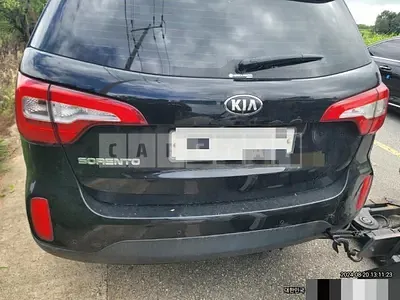 Photo 1 of 8: 2014 Kia Sorento R 2.0 — Korean insurance auction
