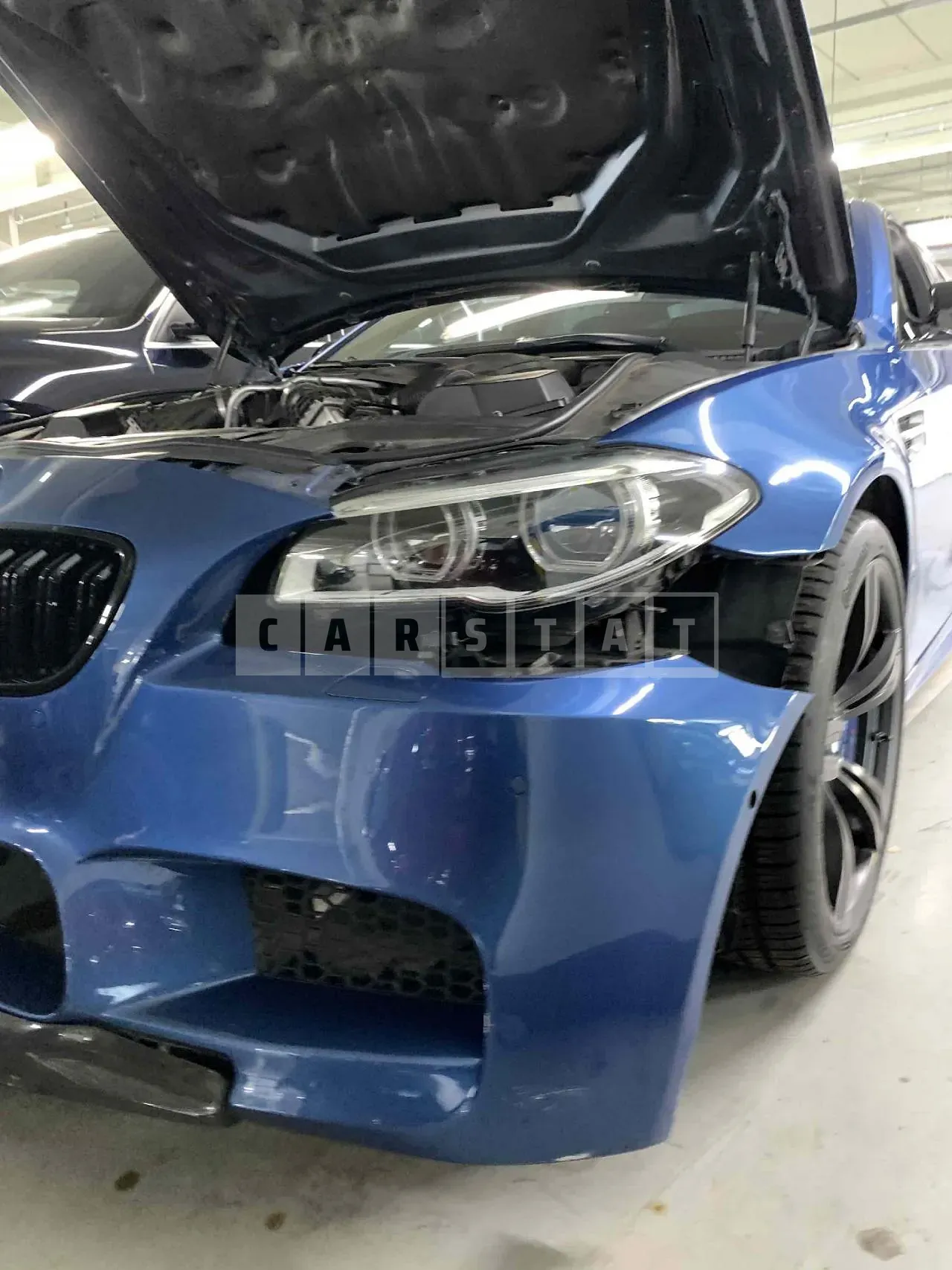 Photo 2 of 12: 2016 BMW M5, VIN WBSFV9103GGD77501 — Korean insurance auction