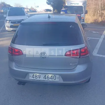 Photo 1 of 7: 2015 Volkswagen Golf 2.0 TDI BMT, VIN WVWZZZAUZFW303561 — Korean insurance auction