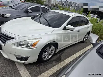 Photo 1 of 24: 2016 Nissan Altima 2.5 — Korean insurance auction