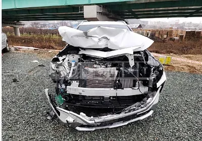 Photo 1 of 10: 2021 Hyundai Santa Fe, VIN KMHS581HGMU312130 — Korean insurance auction