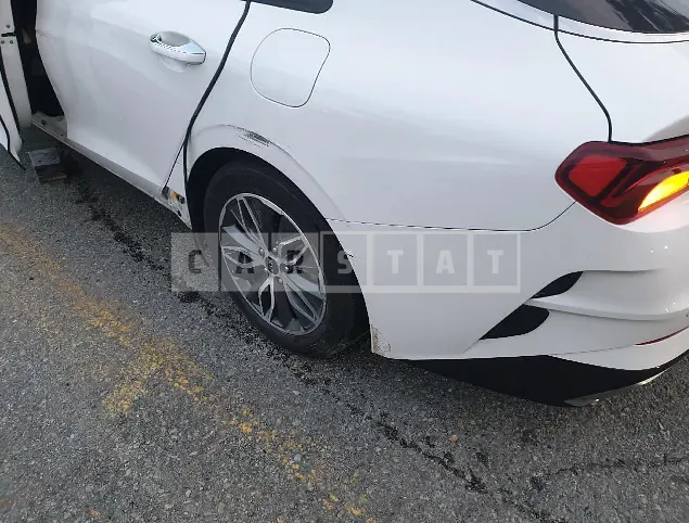 Photo 2 of 11: 2020 Kia K5, VIN KNAG241JBLA001313 — Korean insurance auction