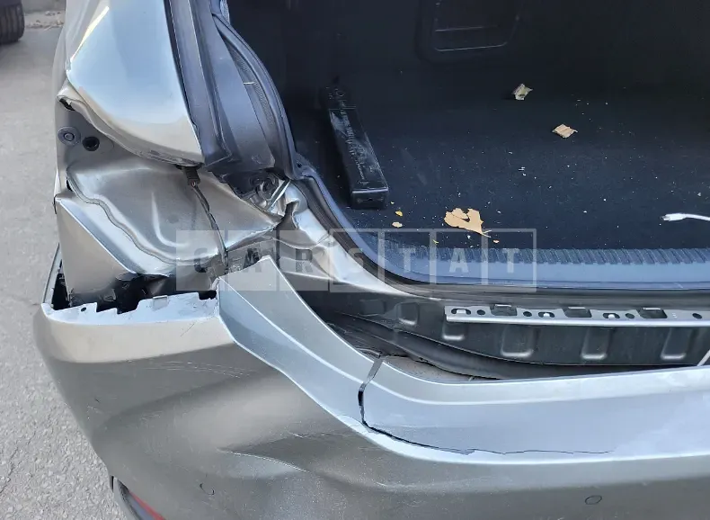 Photo 2 of 18: 2019 Lexus ES300h, VIN JTHB21B19K2044325 — Korean insurance auction