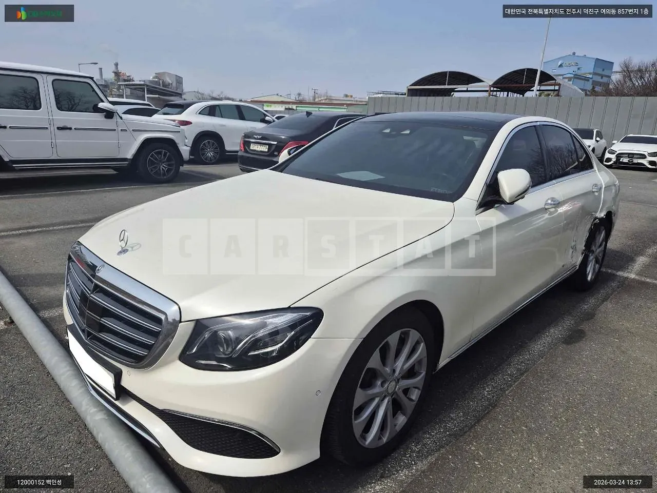 Photo 2 of 11: 2016 Mercedes-Benz E300 4Matic, VIN WDDZF4KB3HA014305 — Korean insurance auction
