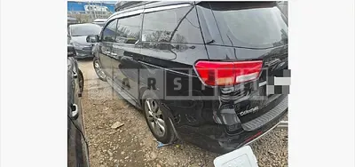 Photo 1 of 25: 2017 Kia Carnivals — Korean insurance auction