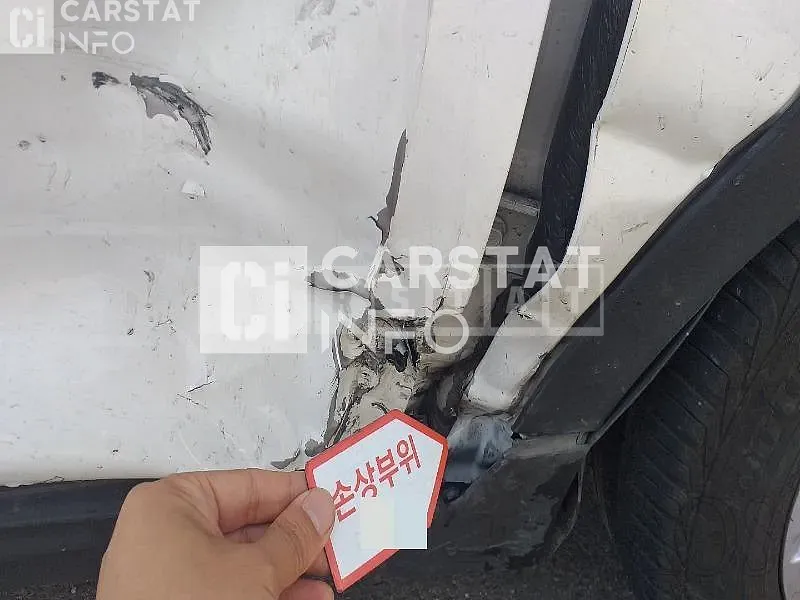 Photo 2 of 15: 2018 Kia Sportage, VIN KNAPL813BJK529786 — Korean insurance auction