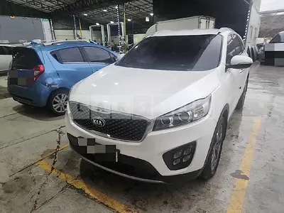 Photo 1 of 34: 2015 Kia Sorento, VIN KNAPS81ABGA152011 — Korean insurance auction