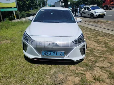 Photo 1 of 7: 2018 Hyundai Modern Ionic Electric, VIN KMHC051HFJU020271 — Korean insurance auction