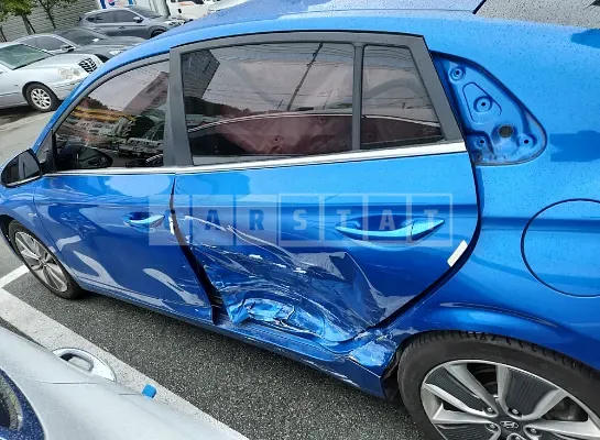 Photo 2 of 20: 2016 Hyundai Modern Ionic, VIN KMHC851CGGU001020 — Korean insurance auction
