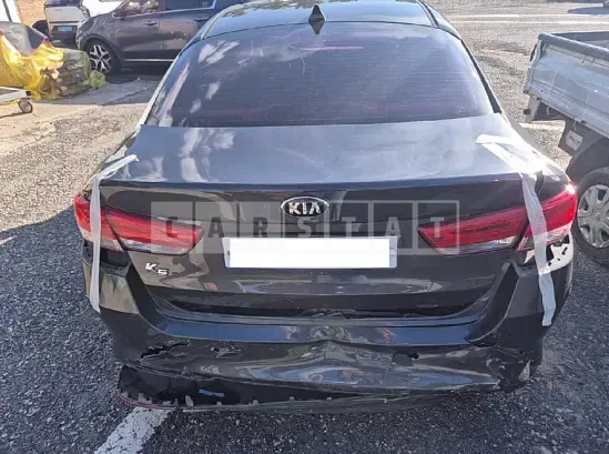Photo 2 of 5: 2018 Kia K5 — Korean insurance auction
