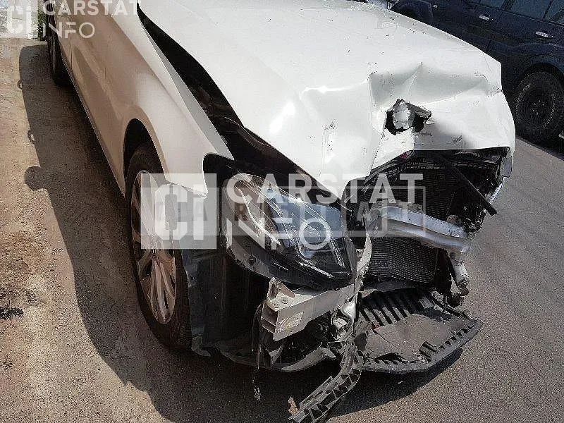 Photo 2 of 15: 2019 Mercedes-Benz E300, VIN WDDZF4JB9KA634908 — Korean insurance auction