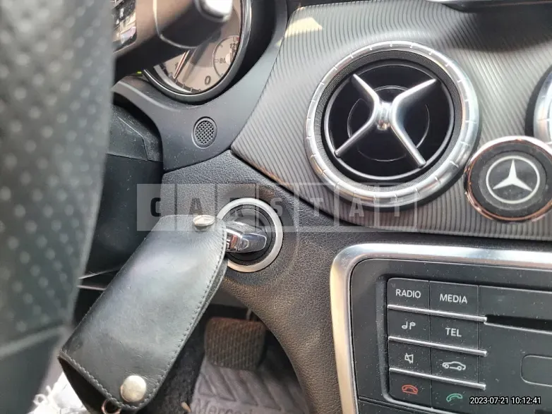 Photo 2 of 17: 2015 Mercedes-Benz CLA200 CDI, VIN WDDSJ0JB6FN257333 — Korean insurance auction