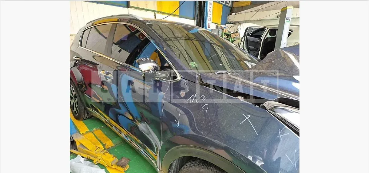 Photo 2 of 24: 2015 Kia Sportage — Korean insurance auction